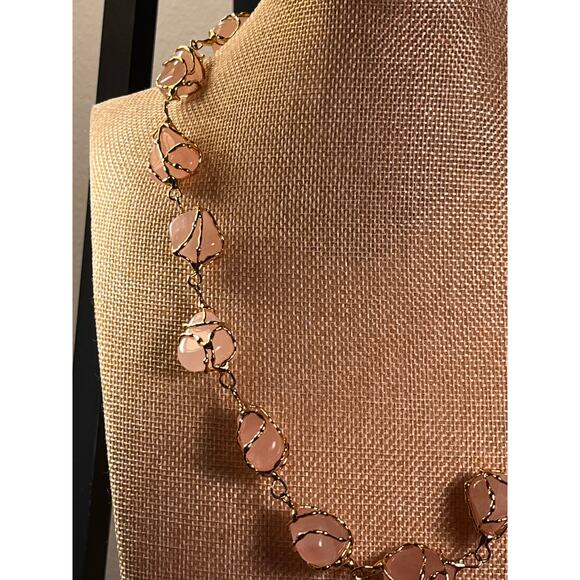 Vintage Wire Wrapped Rose Quartz Necklace – Natural Stone Boho Healing Crystal - Picture 4 of 8